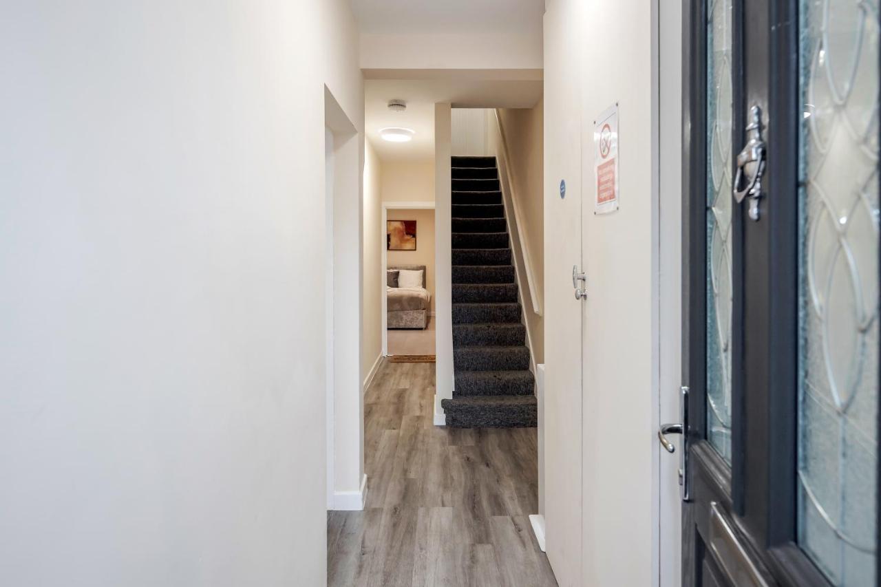 Bedford Hospital Victoria Apartments A And B By Homely Spaces Short Lets & Serviced Accommodation 外观 照片