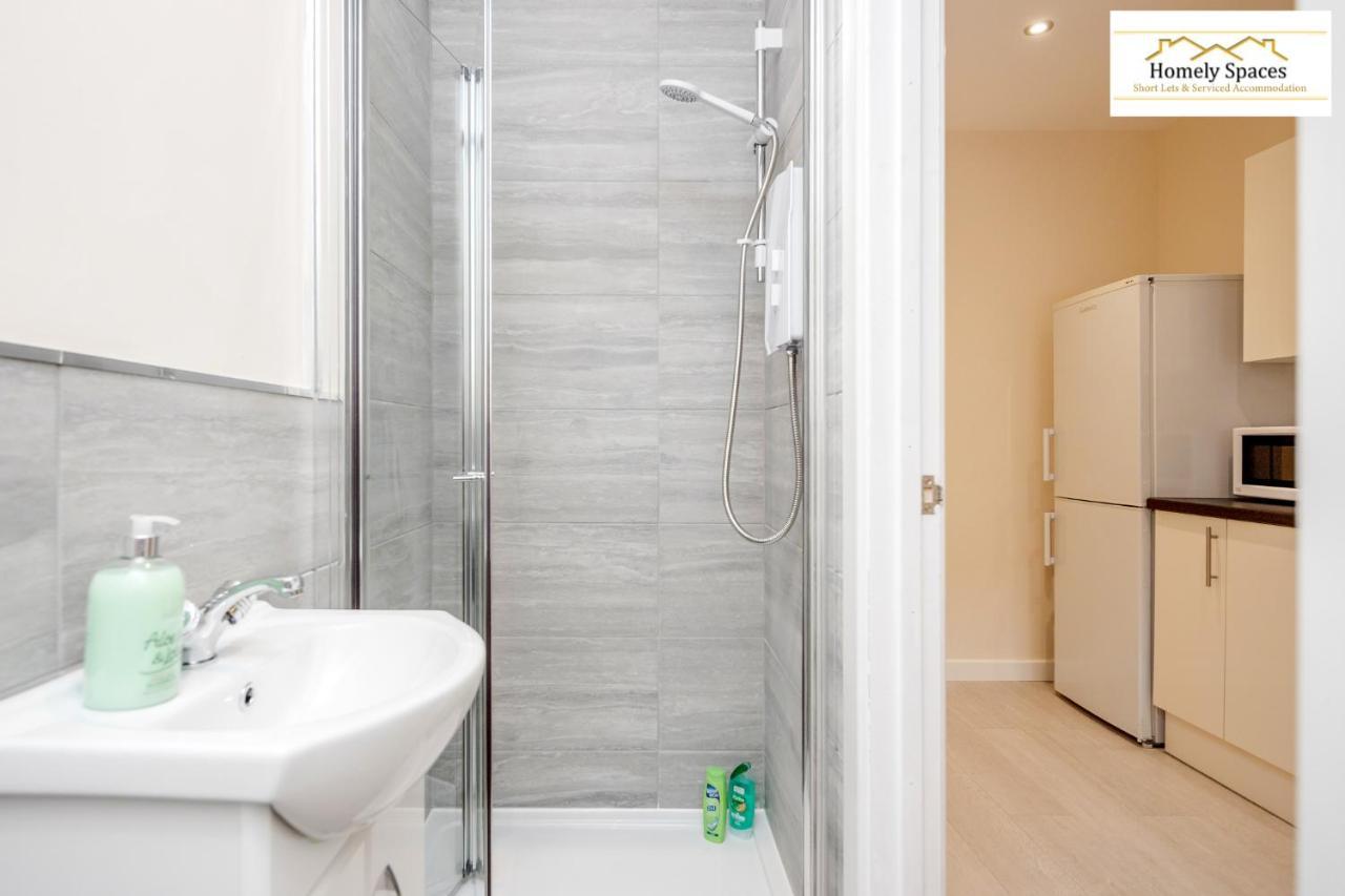 Bedford Hospital Victoria Apartments A And B By Homely Spaces Short Lets & Serviced Accommodation 外观 照片